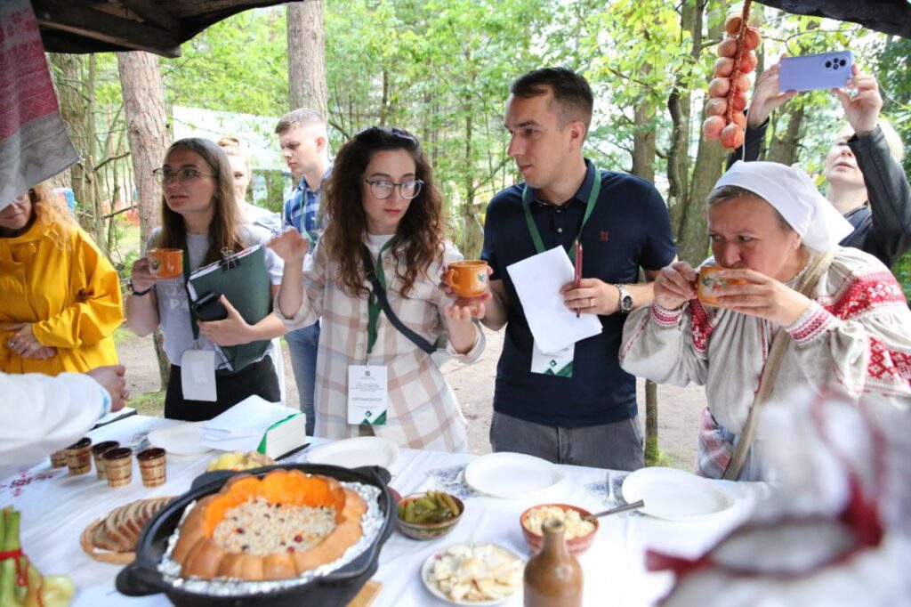 Турслет
