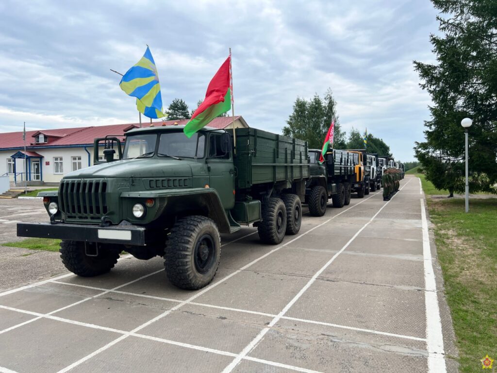 Военные Беларуси подключаются к уборочной кампании 2025
