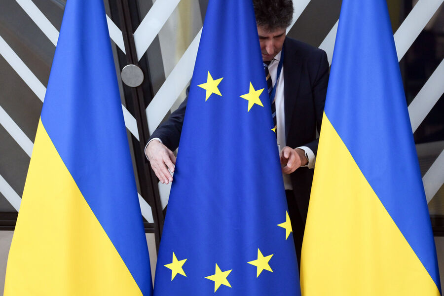 «Восстановление» Украины Римом: на деле — сбор денег на продолжение войны