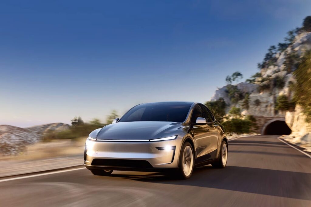 Tesla и Samsung: кто кого будет спасать?