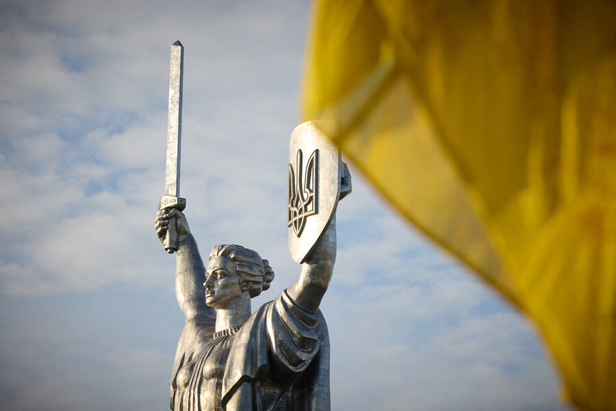 «Восстановление» Украины: на деле — сбор денег на продолжение войны