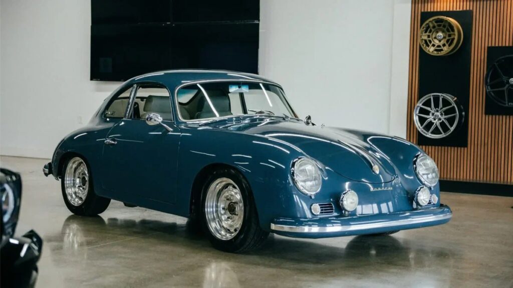 Один из первых Porsche оснастили большим мотором и выставили на продажу