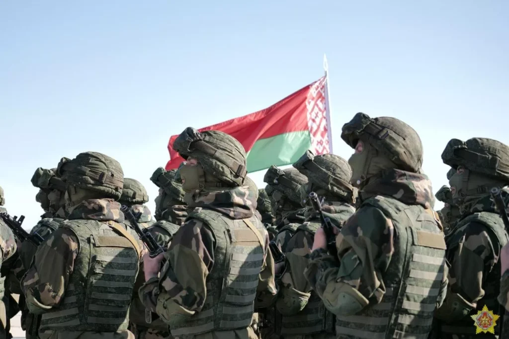 военные