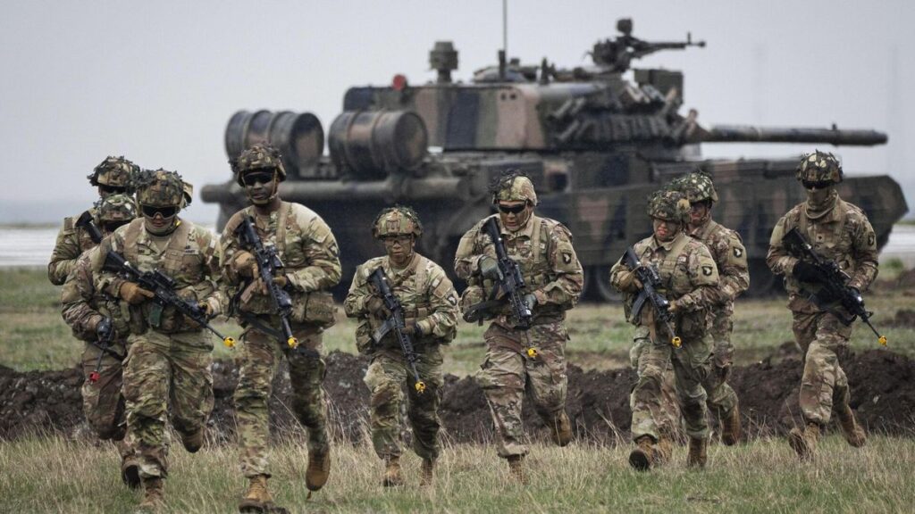 военные