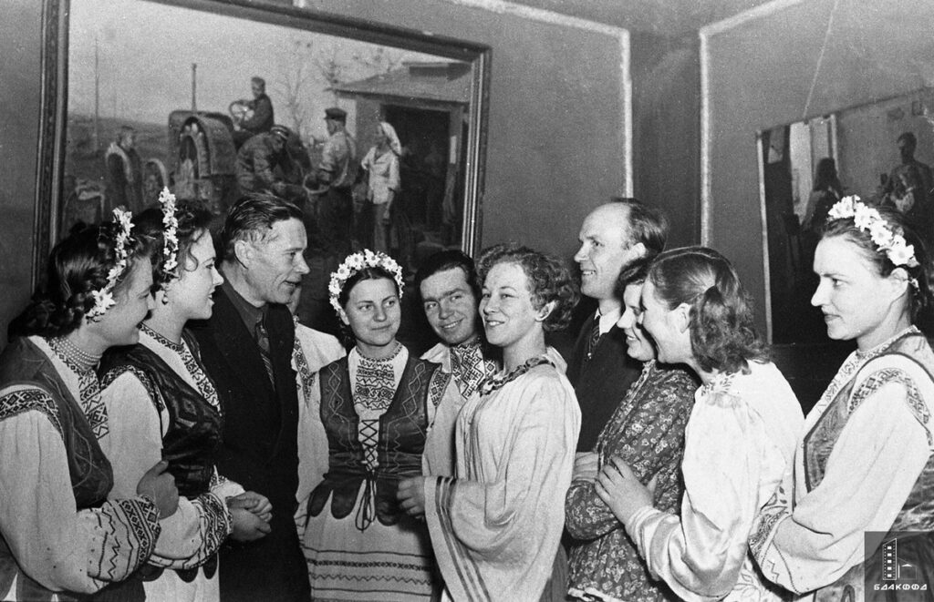 115 лет Геннадию Цитовичу — страницы жизни человека-хора в архивных снимках