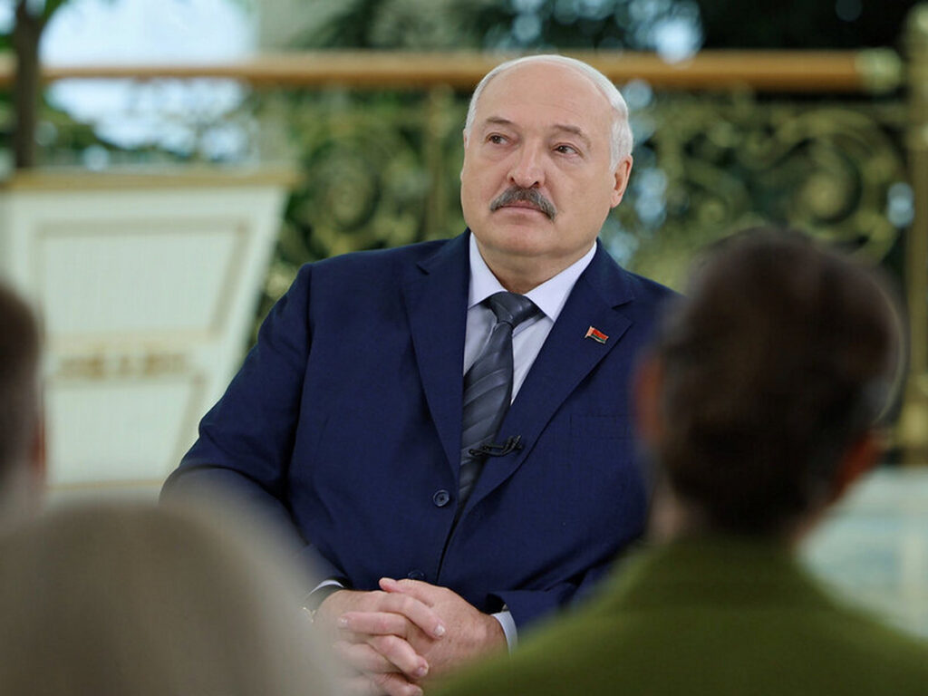 Азарёнок — о судьбе оппозиции: с глаз долой — из тюрьмы вон