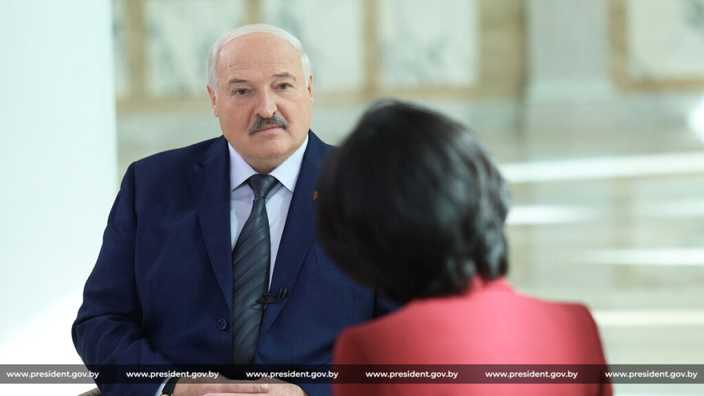 Трамп, ЕС и Украина: какую ставку делает Лукашенко на новый расклад сил