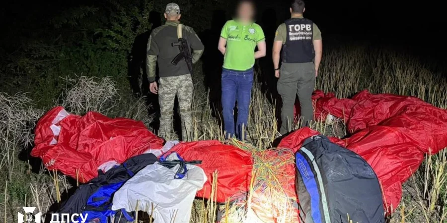 Украинец пытался сбежать в Молдову на параплане
