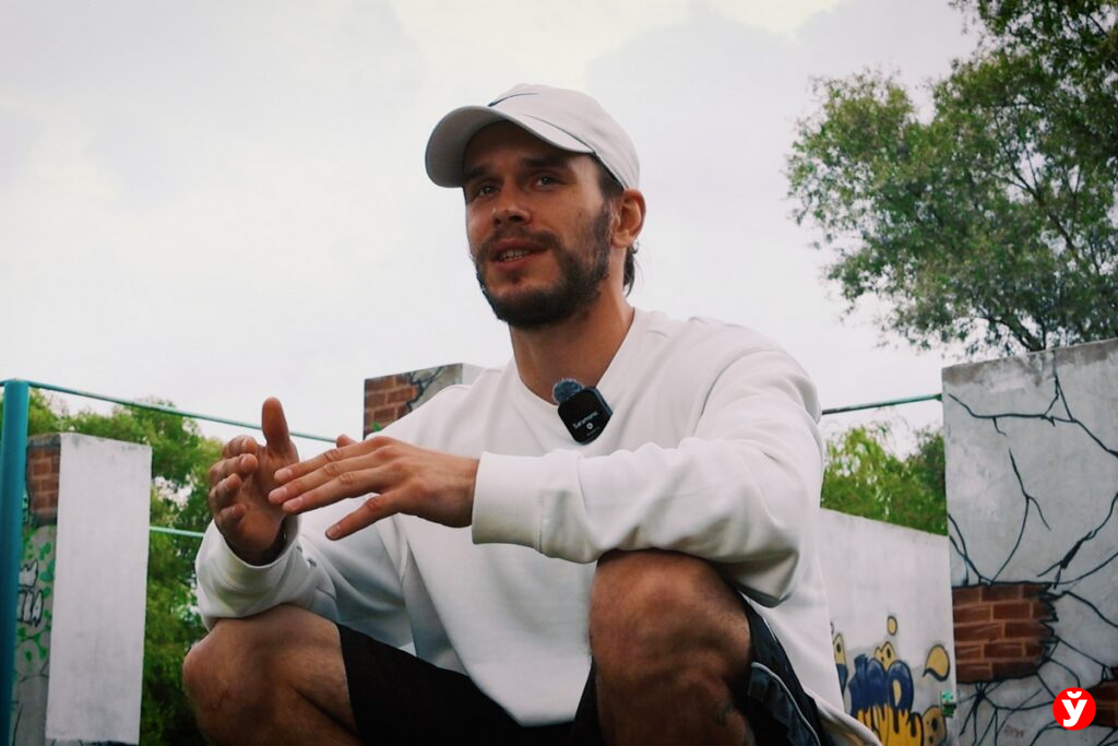 «За всю жизнь был один перелом руки»: паркурщик о трюках, травмах и философии движения