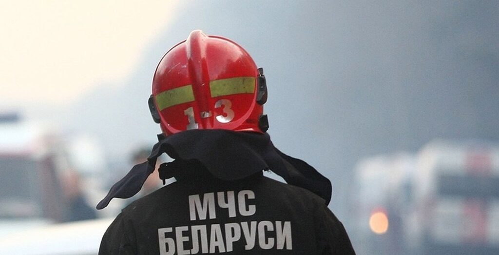 В Крупском районе ночью горел продуктовый магазин