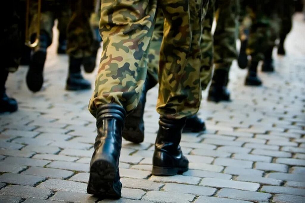 Парень из Бобруйска скрылся от призыва в России, а потом вернулся в Беларусь: чем все завершилось