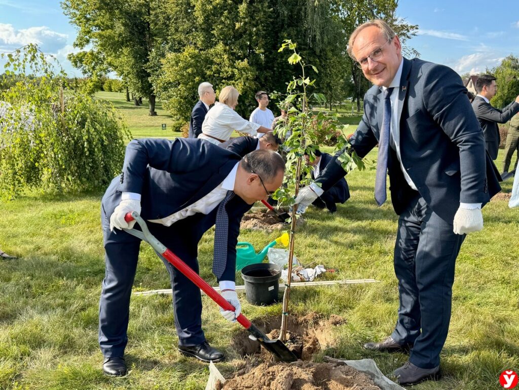 Как Копыльский район развивает партнёрство с китайским регионом Ваньчжоу