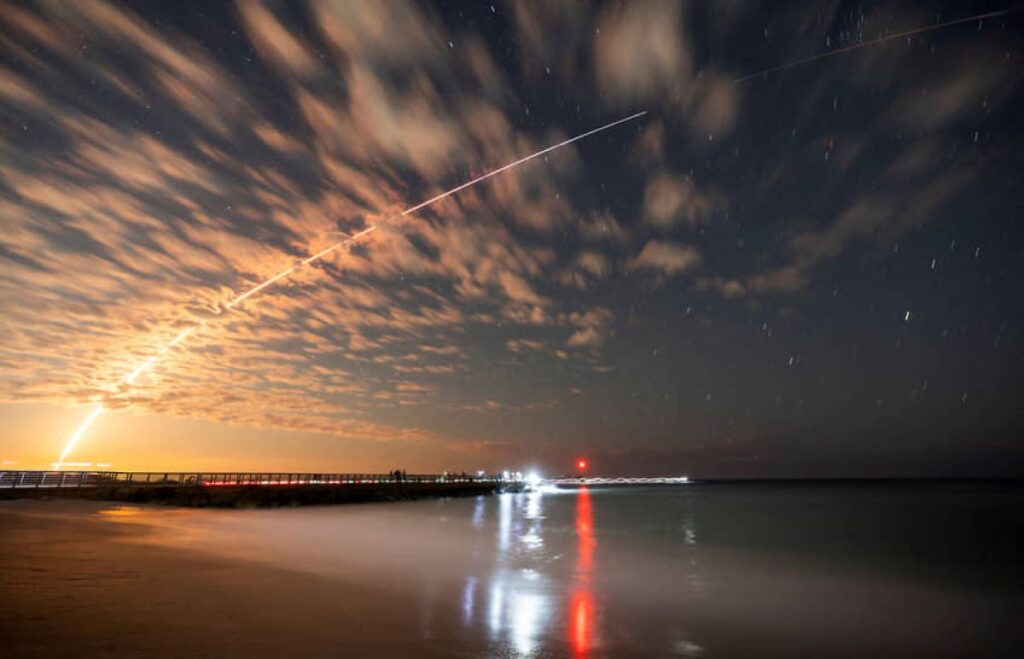 Китай готовится сбивать спутники Starlink с морских глубин