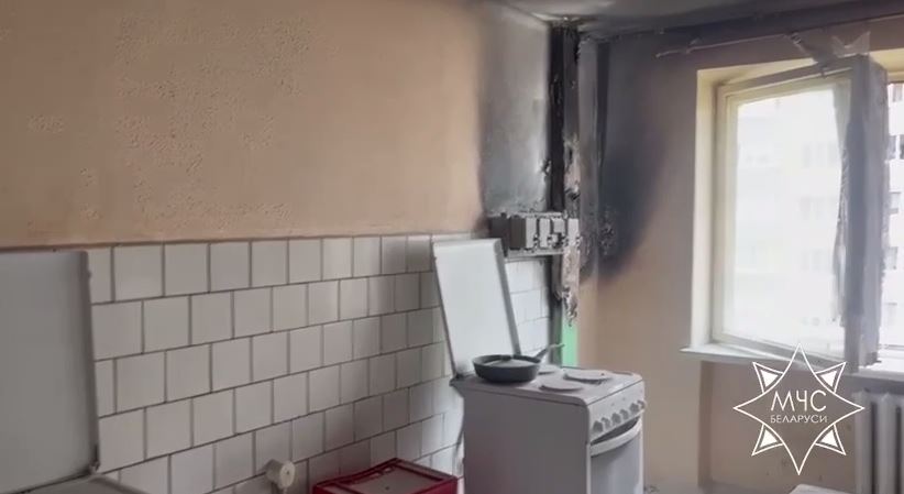 Кухня загорелась в общежитии в Борисове