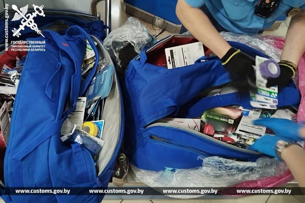 Белорус пытался ввезти спорттовары на 100 тысяч рублей без декларации