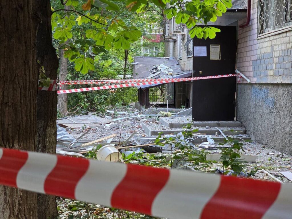 20 зданий повреждены в Ростове в результате атаки БПЛА