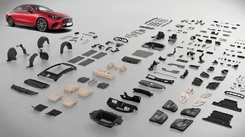 Новые Mercedes-Benz будут делать из старых машин