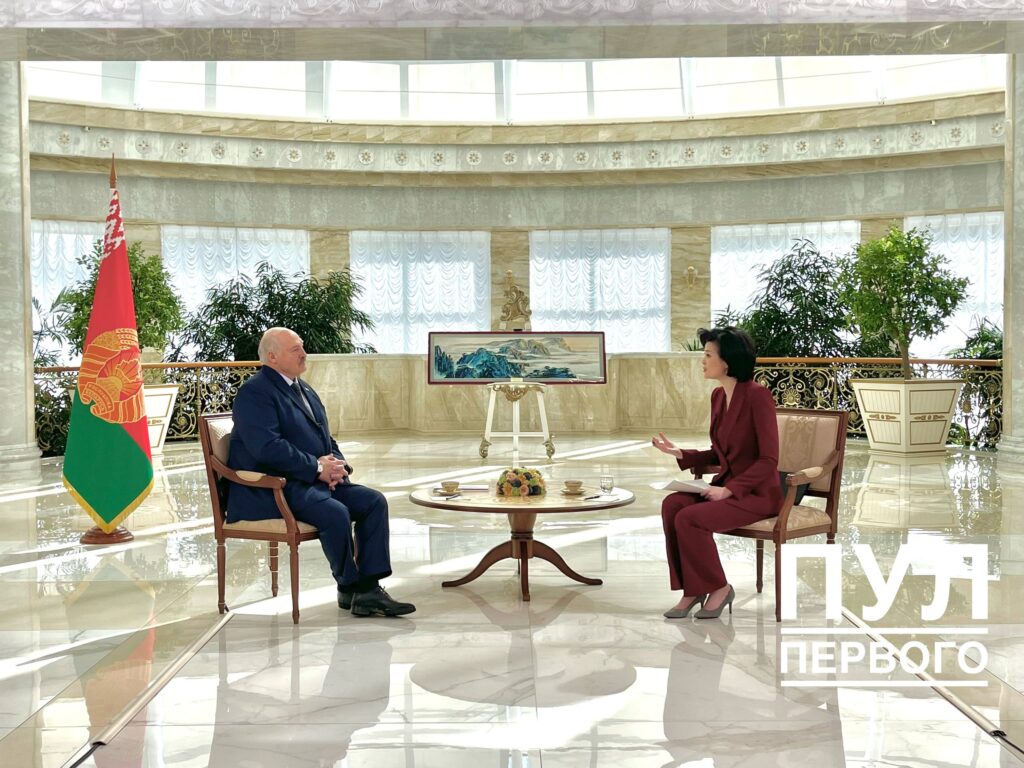Лукашенко рассказал China Media Group о ШОС, «Великом камне» и белорусско-китайском сотрудничестве