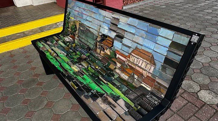 Скамейки-пазлы появились в Лиде