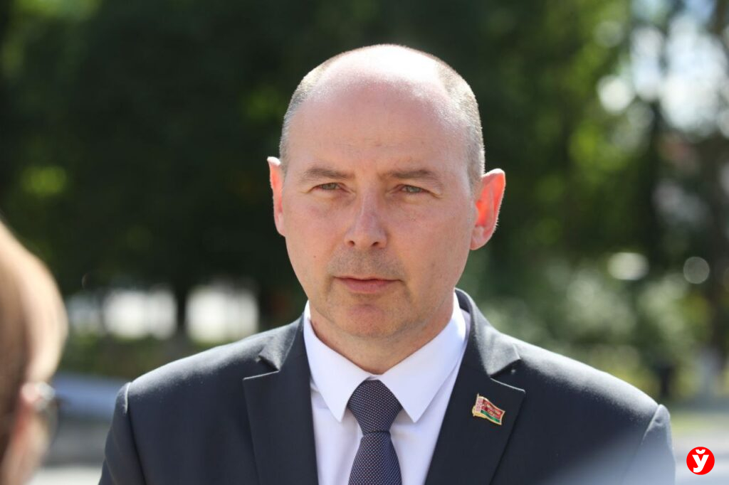 Алексей Кушнаренко: система образования Минской области готова к новому учебному году