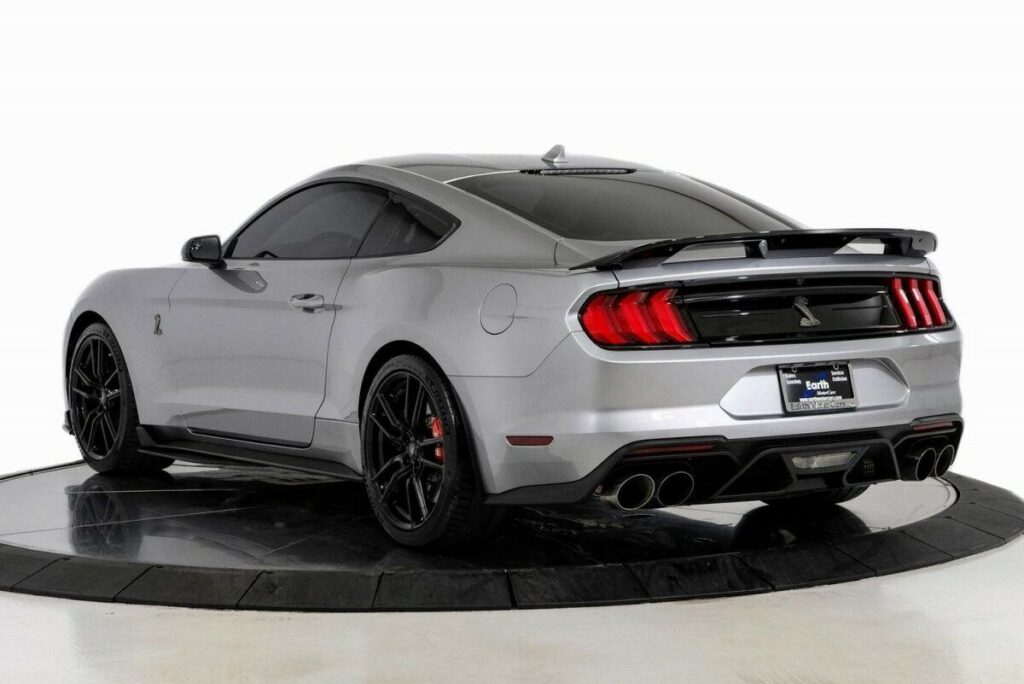 Ford отказался превращать Mustang в электрокар