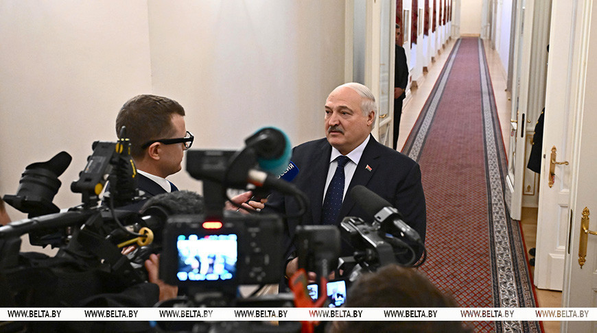Лукашенко ответил на угрозы НАТО о сбивании самолётов: «Пусть попробуют — ответ прилетит мгновенно