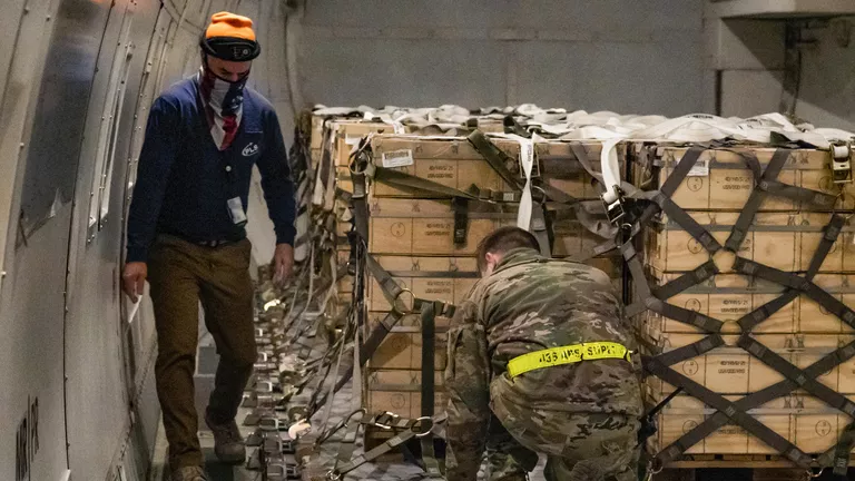 военная помощь