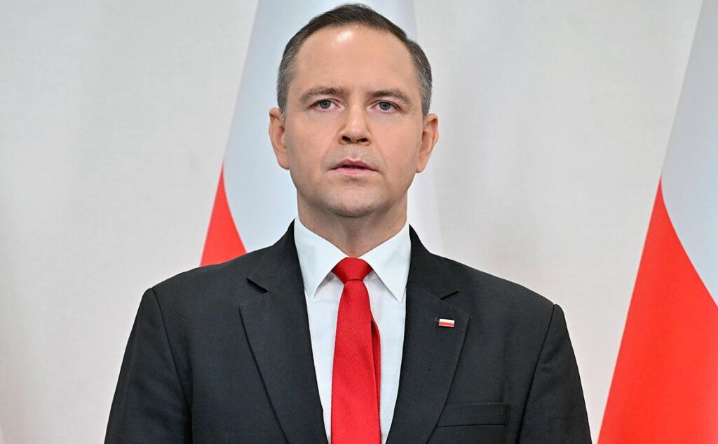Навроцкий отреагировал на нарушение воздушного пространства Польши