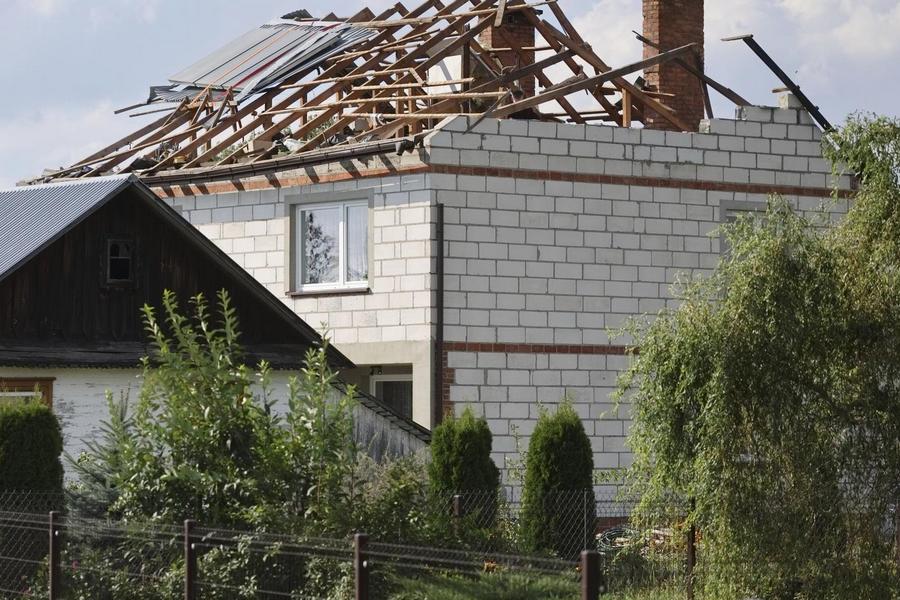 СМИ: упавший на жилой дом объект — польская ракета-перехватчик с истребителя F-16