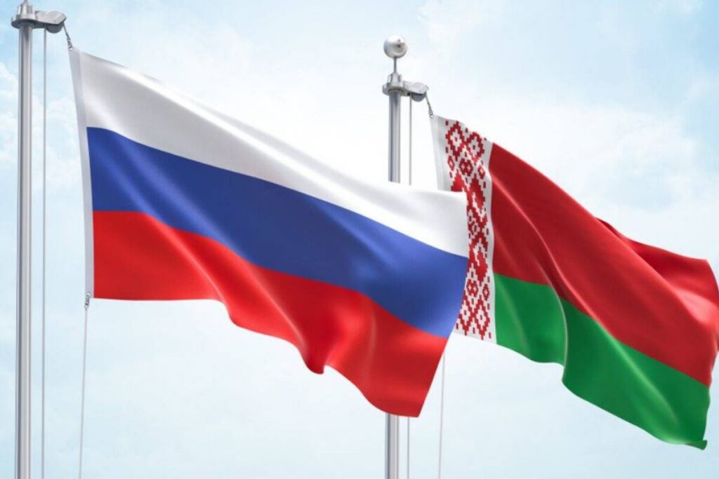 В белорусско-российских отношениях нет нерешаемых проблем — посол о предстоящей встрече лидеров