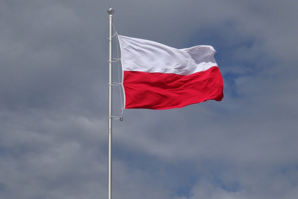 Польша бессрочно закроет границу с Беларусью