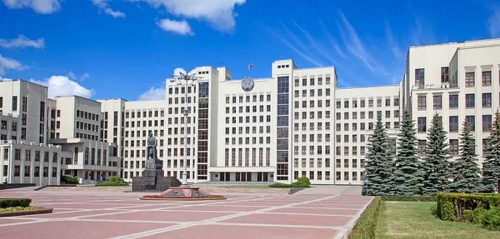 Военная безопасность, оборона. Что еще в новом сезоне обсудят белорусские парламентарии
