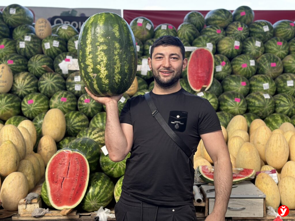продавец