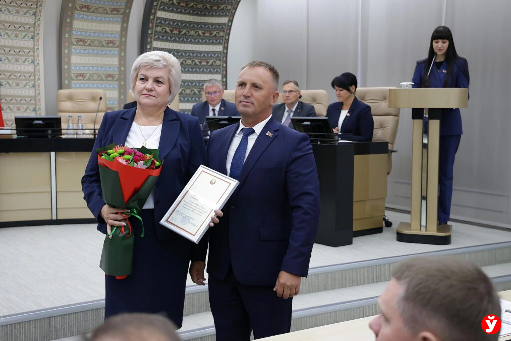 Четырем работникам аграрной сферы Минщины объявлена благодарность Главы Администрации Президента