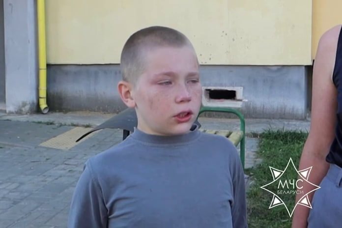 В Климовичах 11-летний мальчик спас младшего брата из горящей квартиры