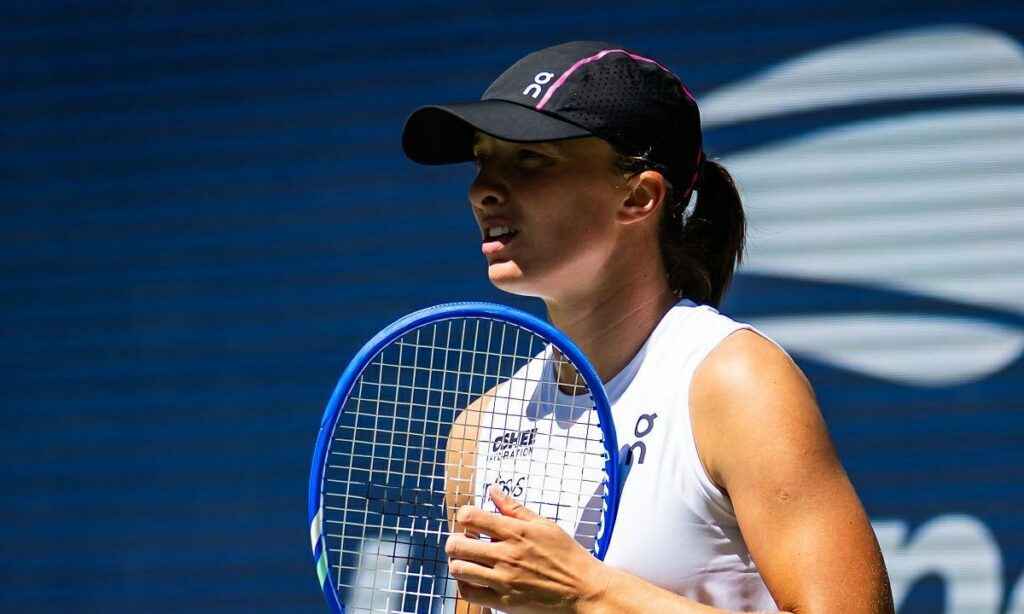 Швентек проиграла на US Open и проявила неуважение к журналисту