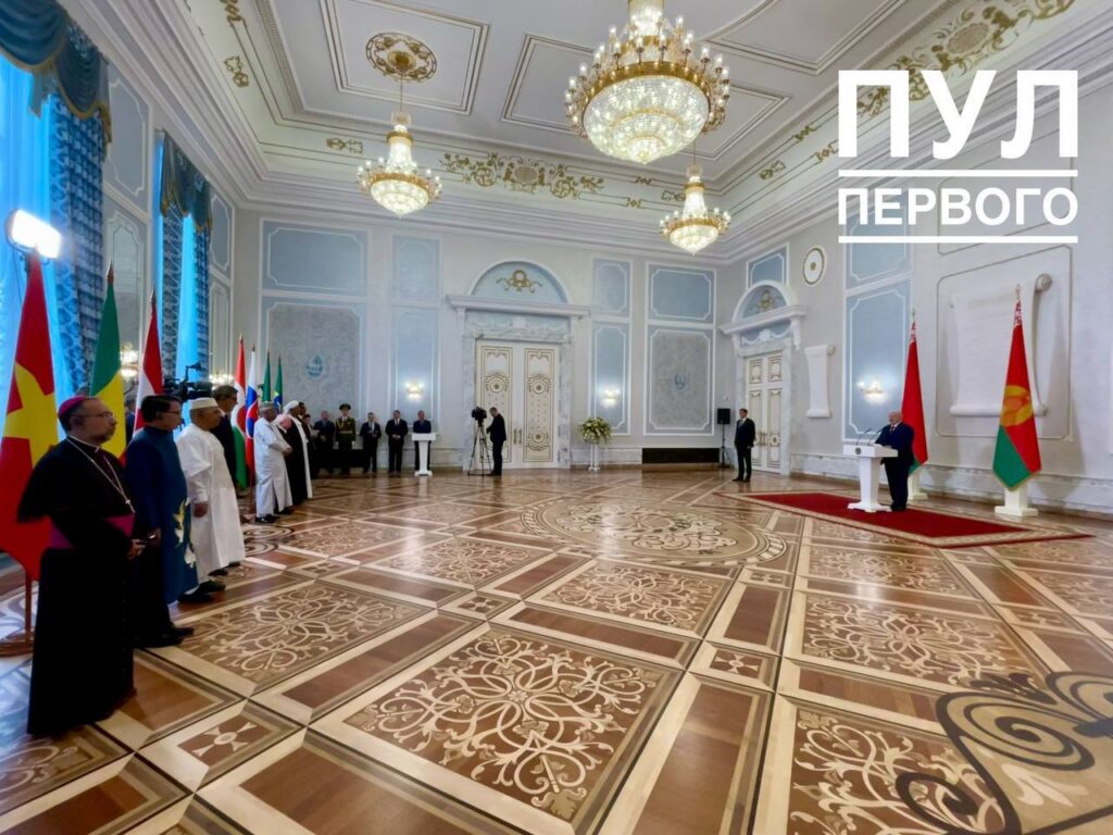 Лукашенко: зерна идей о некой «исключительности» возвращаются в умы ряда политиков