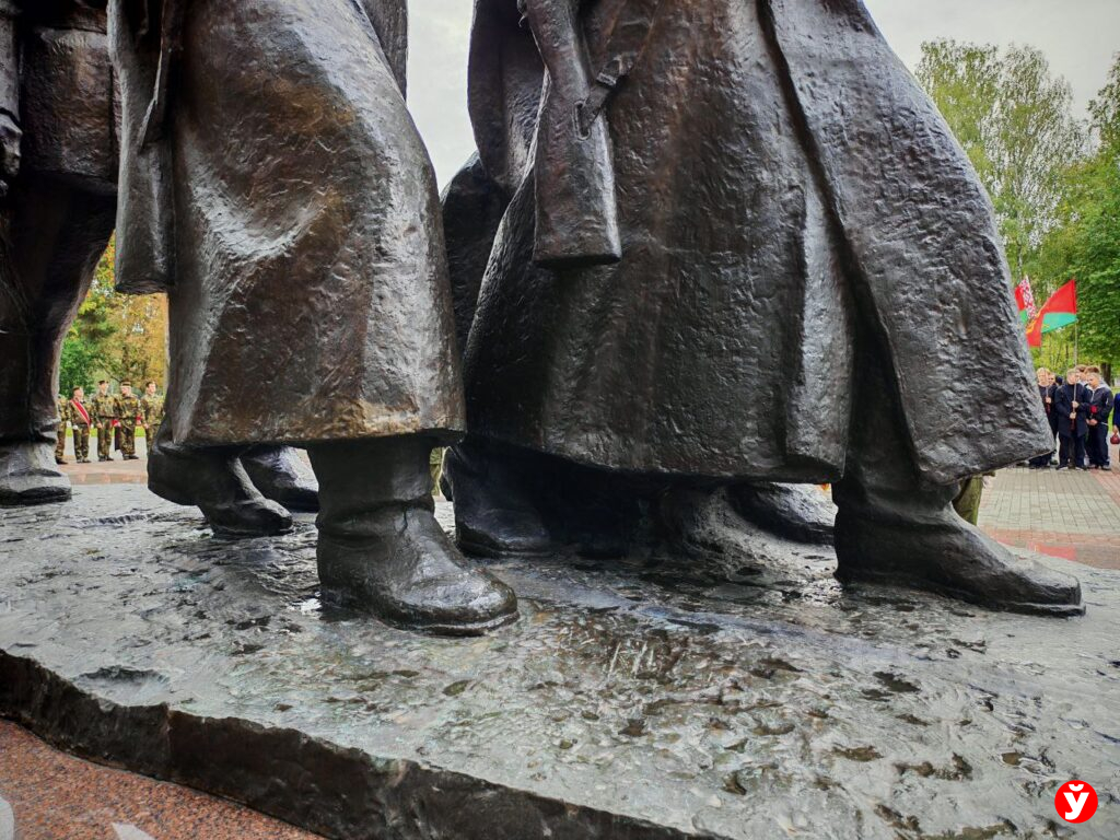 Возложение Жодино
