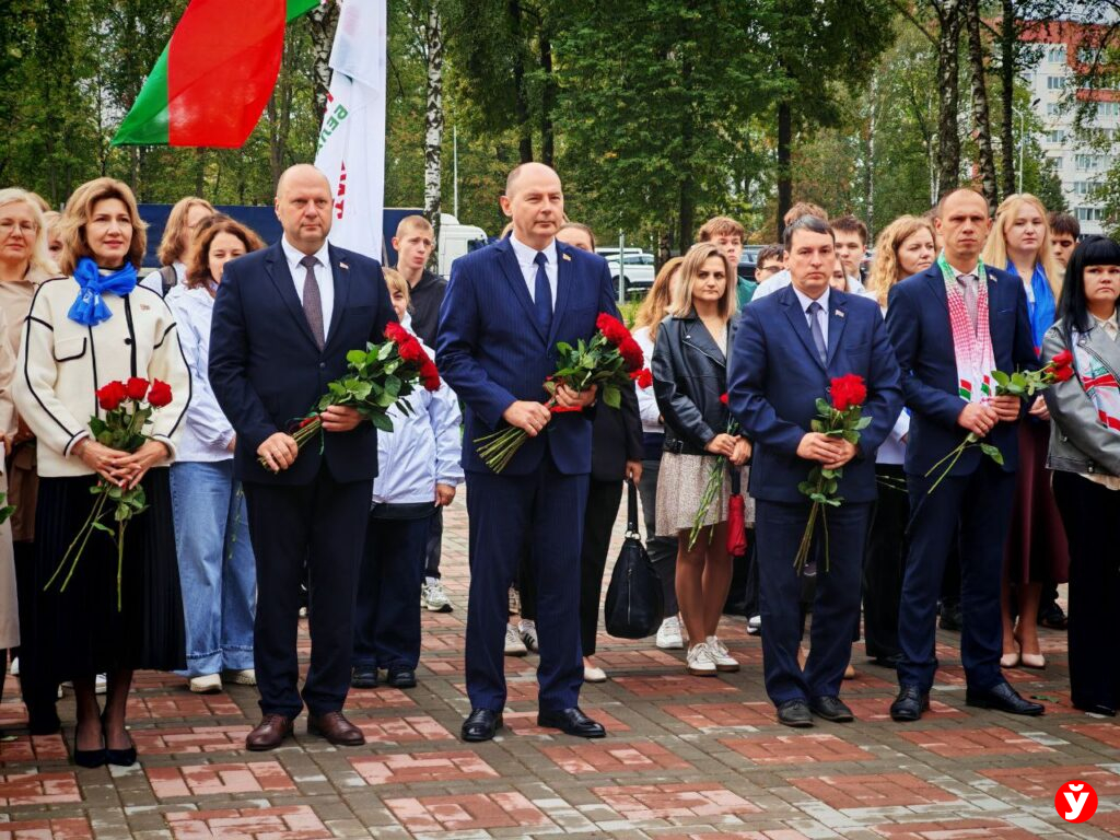Возложение Жодино