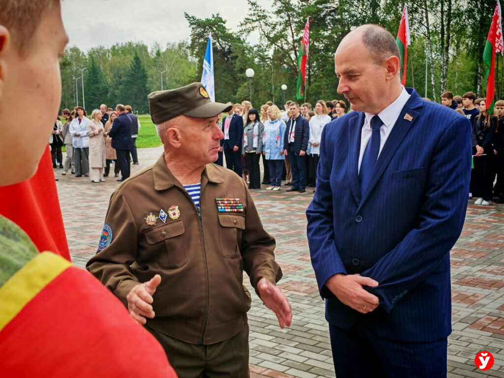 Возложение Жодино