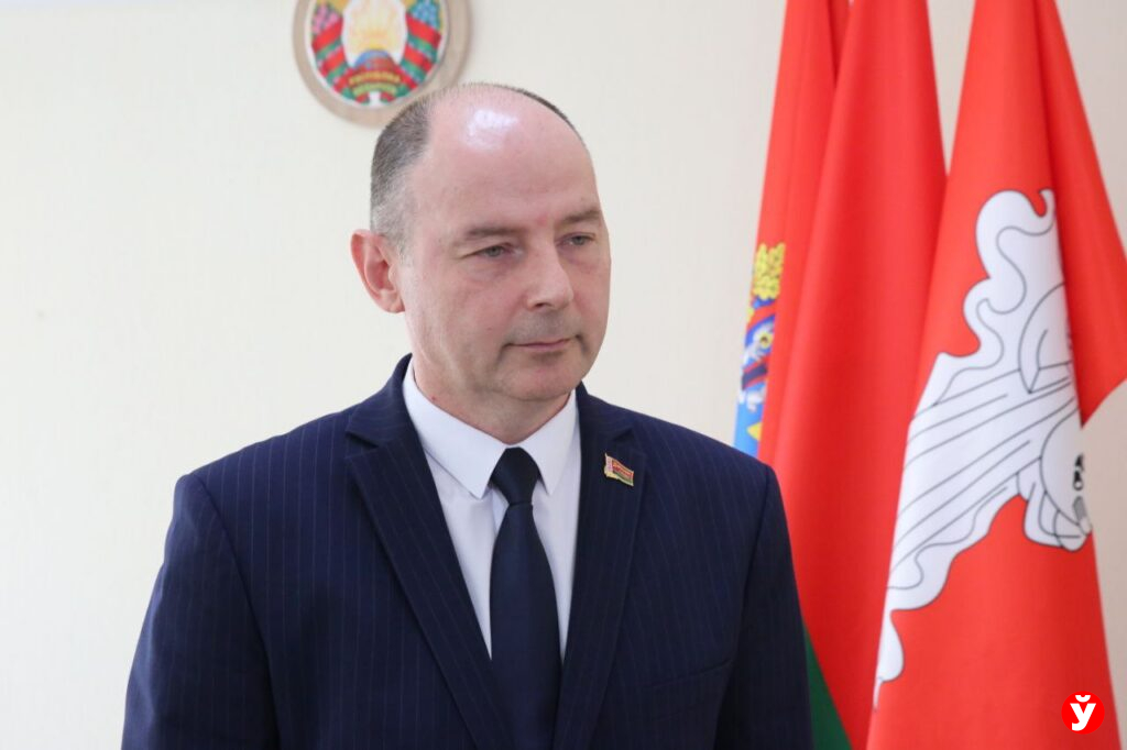 Более 80% обращений — по дорогам: Кушнаренко провел прием граждан в Жодино