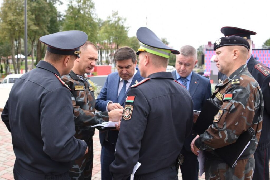 Кубраков проверил готовность правоохранителей к «Дажынкам» в Заславле