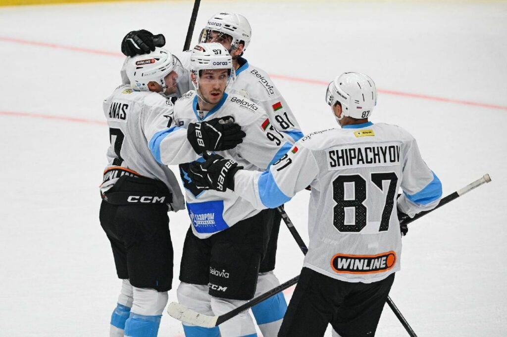 Минское «Динамо» вело (2:0) в гостях у СКА и упустило победу