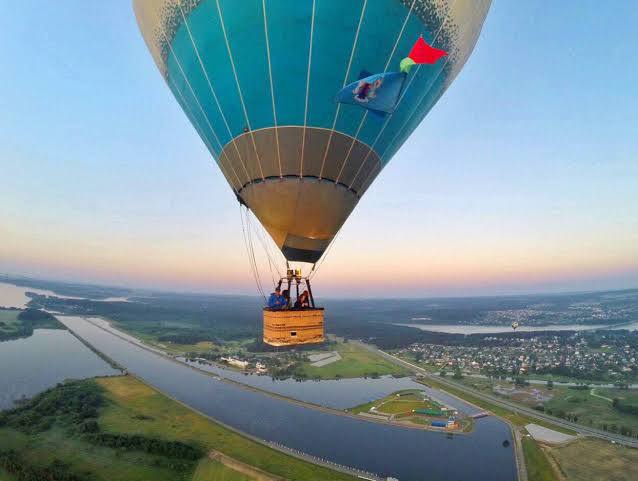 Бесплатно можно будет полетать на воздушном шаре и вертолете на «Дажынках» в Заславле