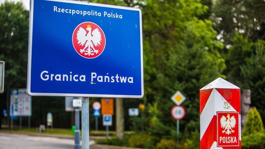 Польша откроет границу с Беларусью в полночь 25 сентября