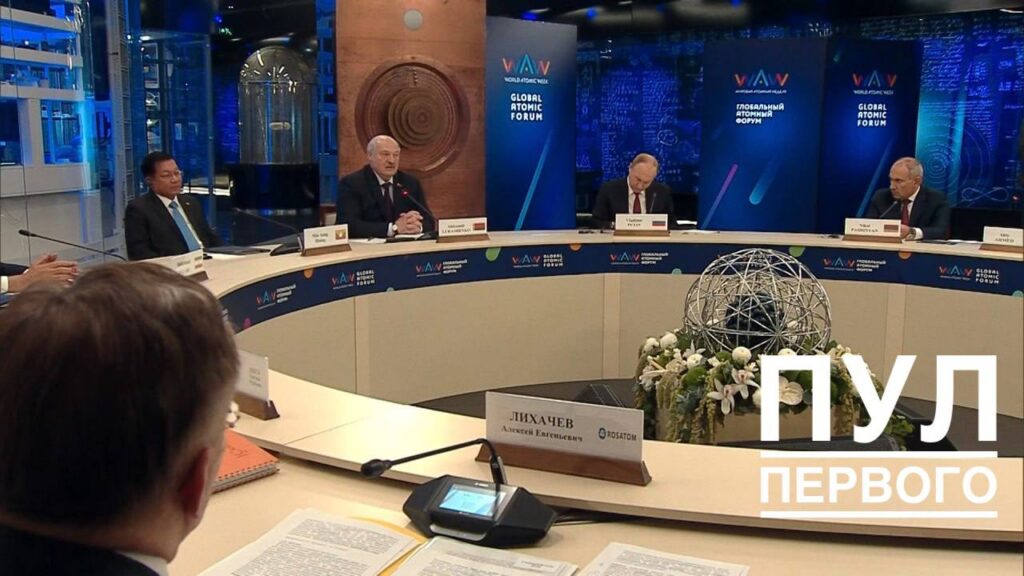 Лукашенко планирует договориться с Путиным о строительстве второй АЭС в Беларуси