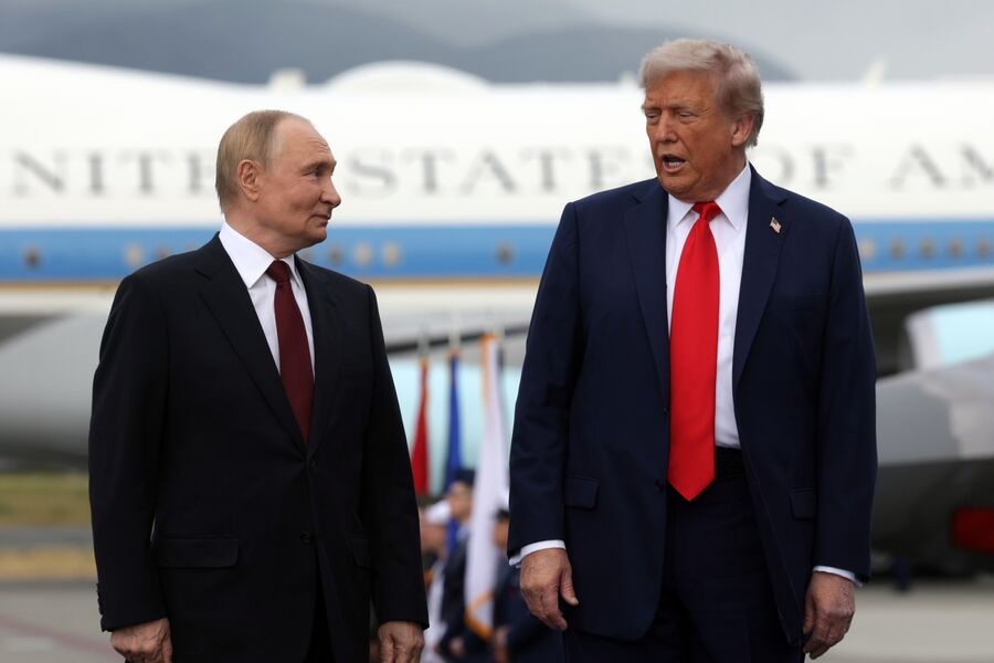 Путин рассказал о разговоре с Трампом на «ломаном английском» на Аляске