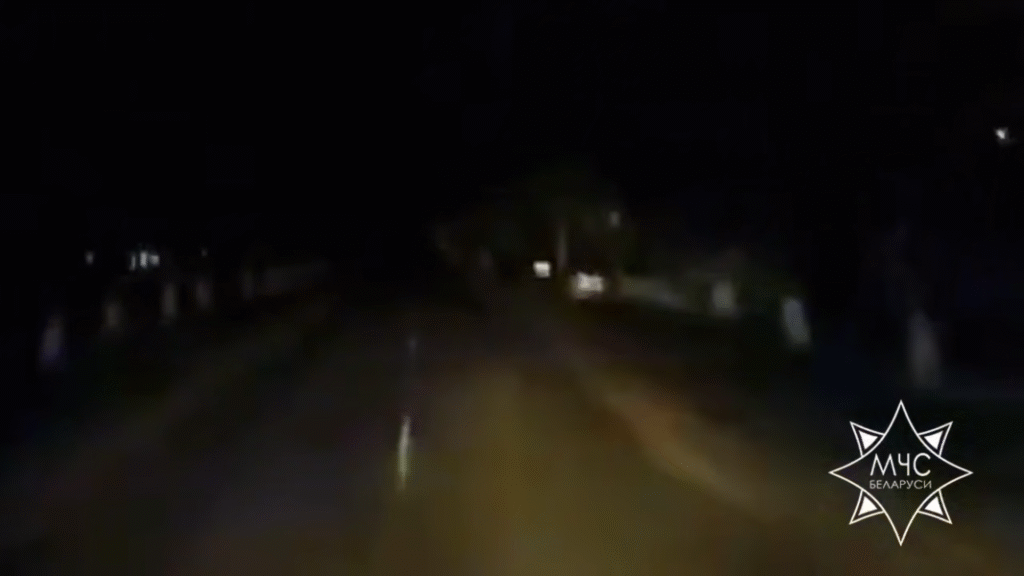 На пожаре в Узденском районе АПИ и бдительные соседи спасли жизнь мужчине