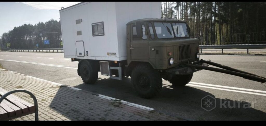 В Беларуси продают необычный автодом. Он находится на базе ГАЗ-66