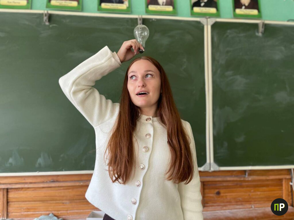Учительница из Прилук случайно сыграла в кино и сделала свои уроки «классными»